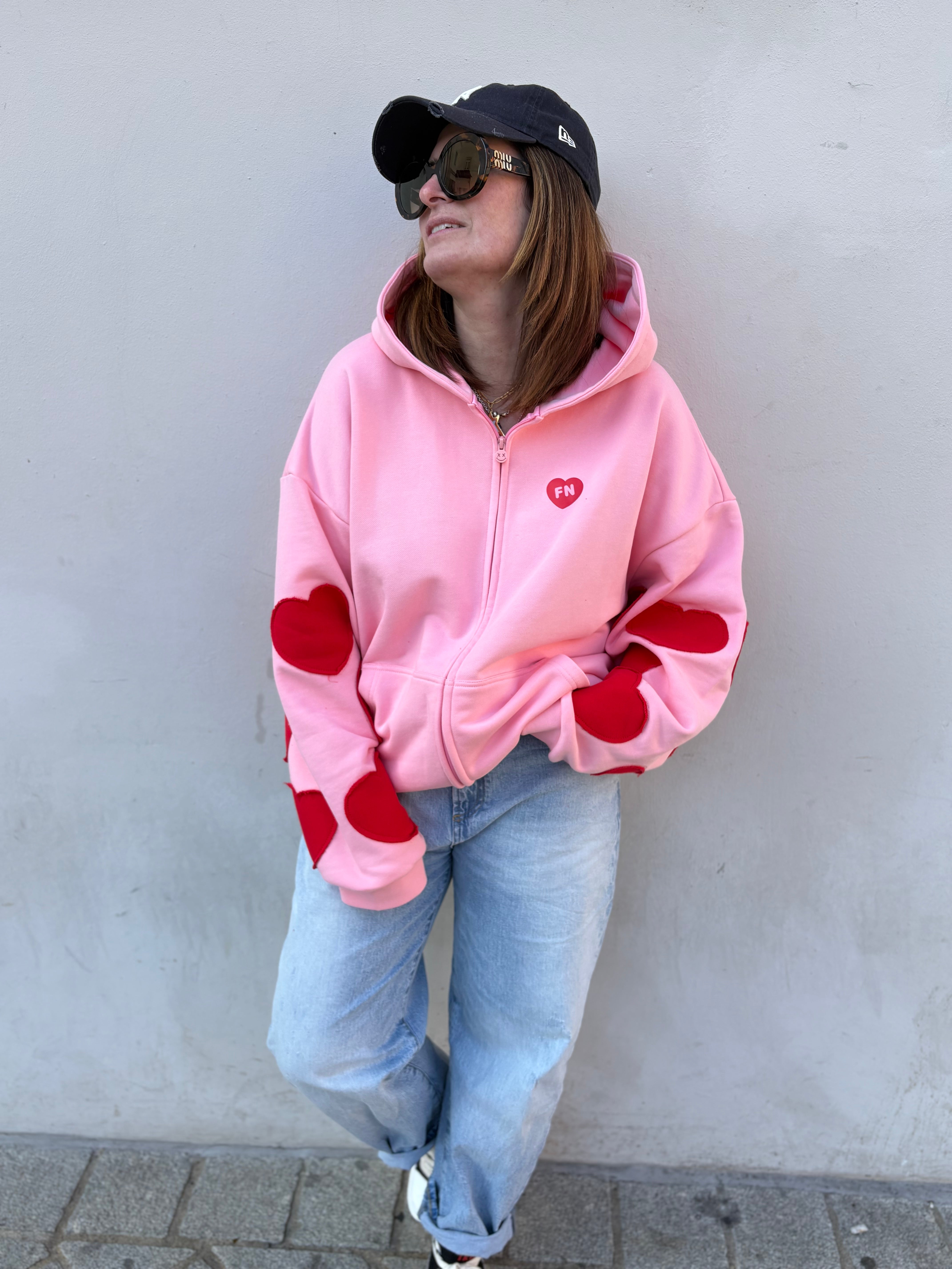 BE DIFFERENT - ZIP JACKE